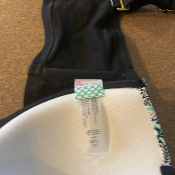 Raisins Curve Boho Printed Plus Sized Bikini Top - Picture 3 of 3